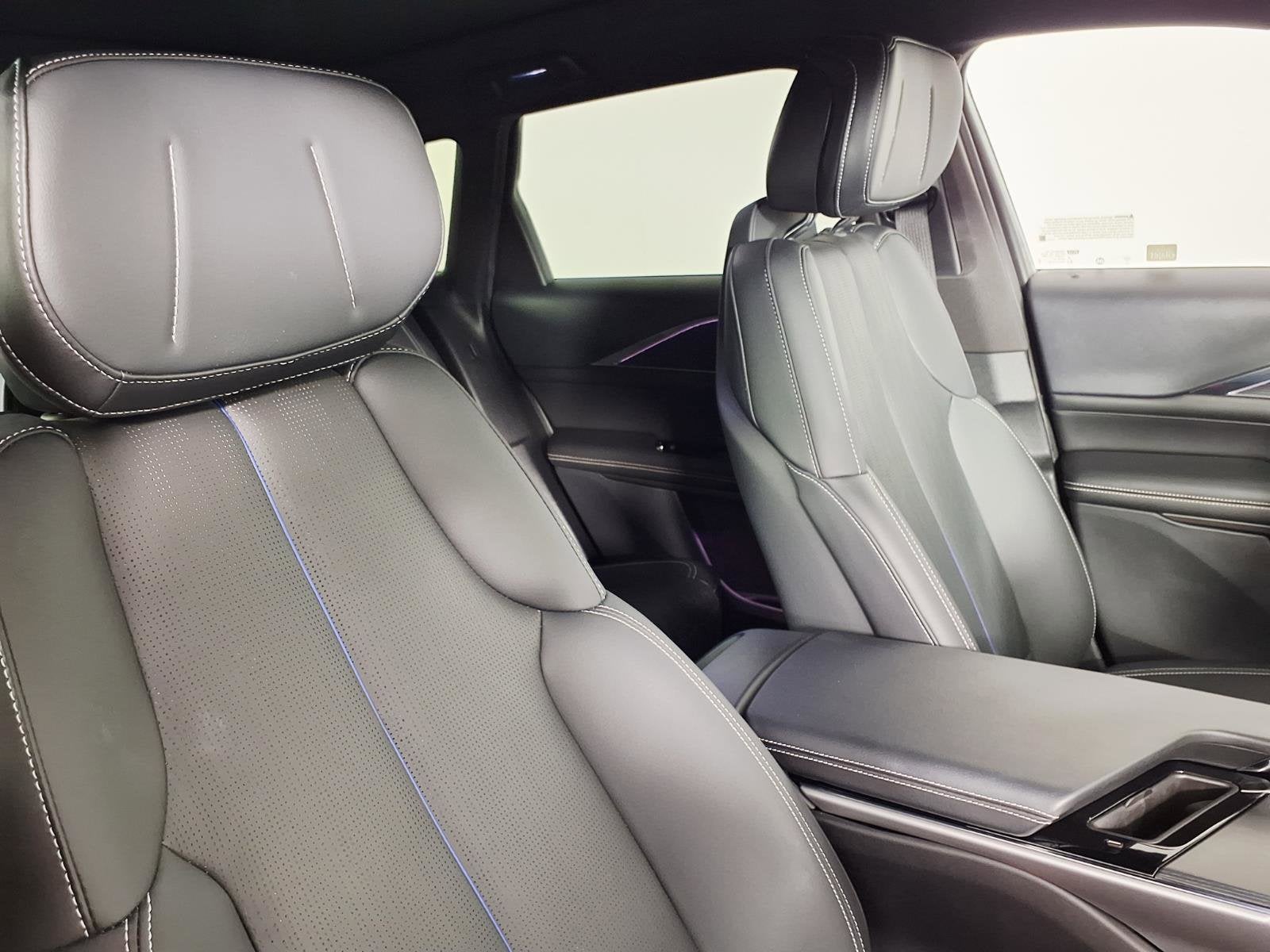 2024 Cadillac LYRIQ Sport 1