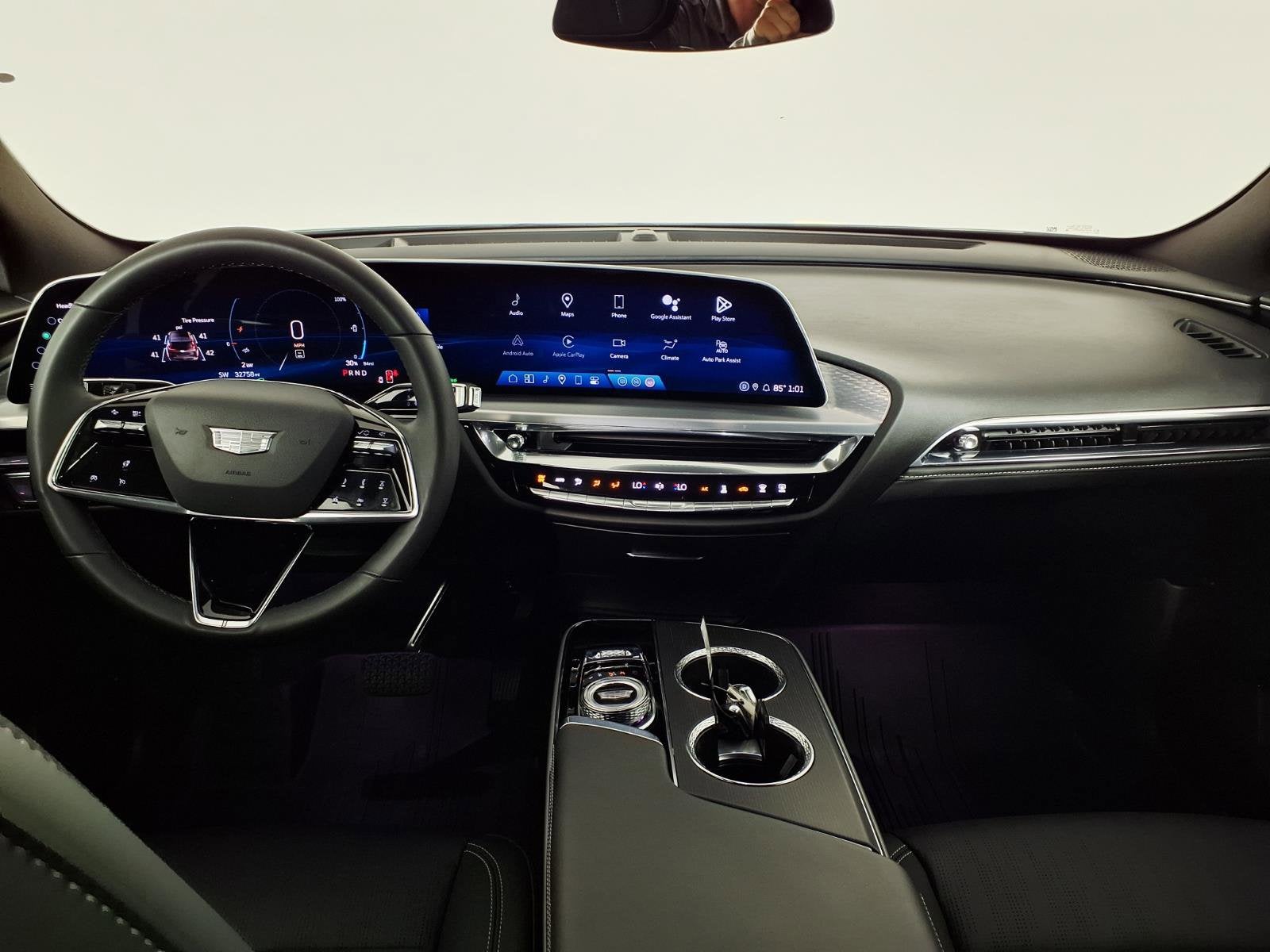 2024 Cadillac LYRIQ Sport 1