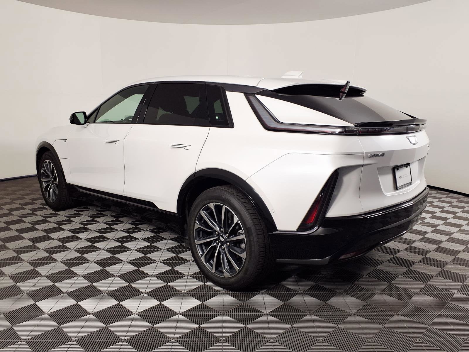 2024 Cadillac LYRIQ Sport 1
