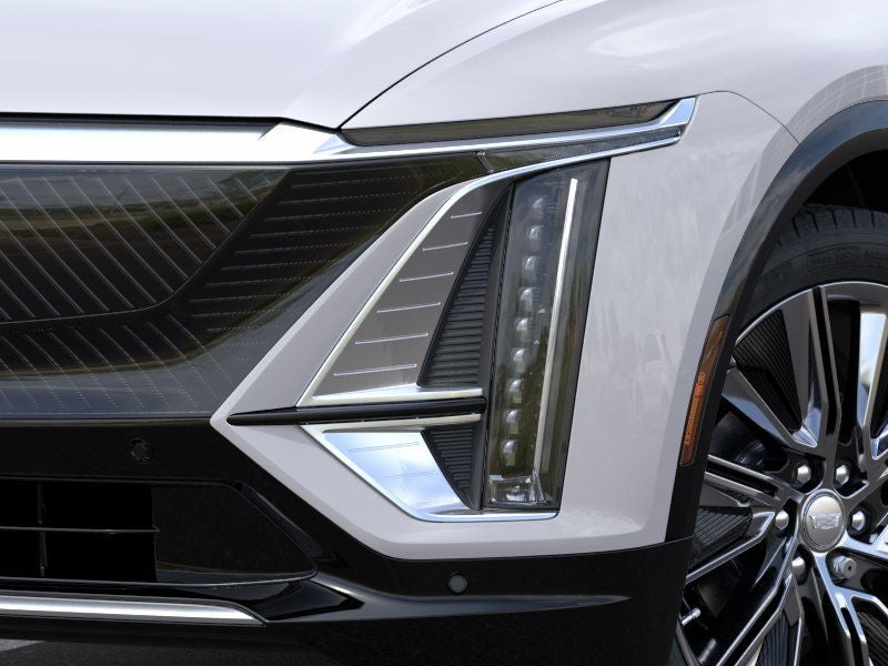2025 Cadillac LYRIQ Luxury 3