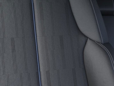 2025 Cadillac LYRIQ Luxury 3