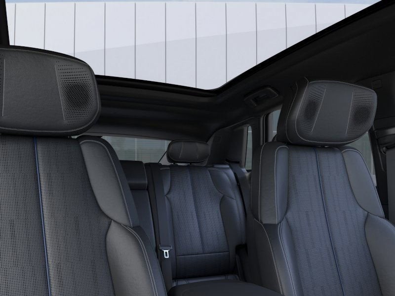 2026 Cadillac LYRIQ Premium Sport