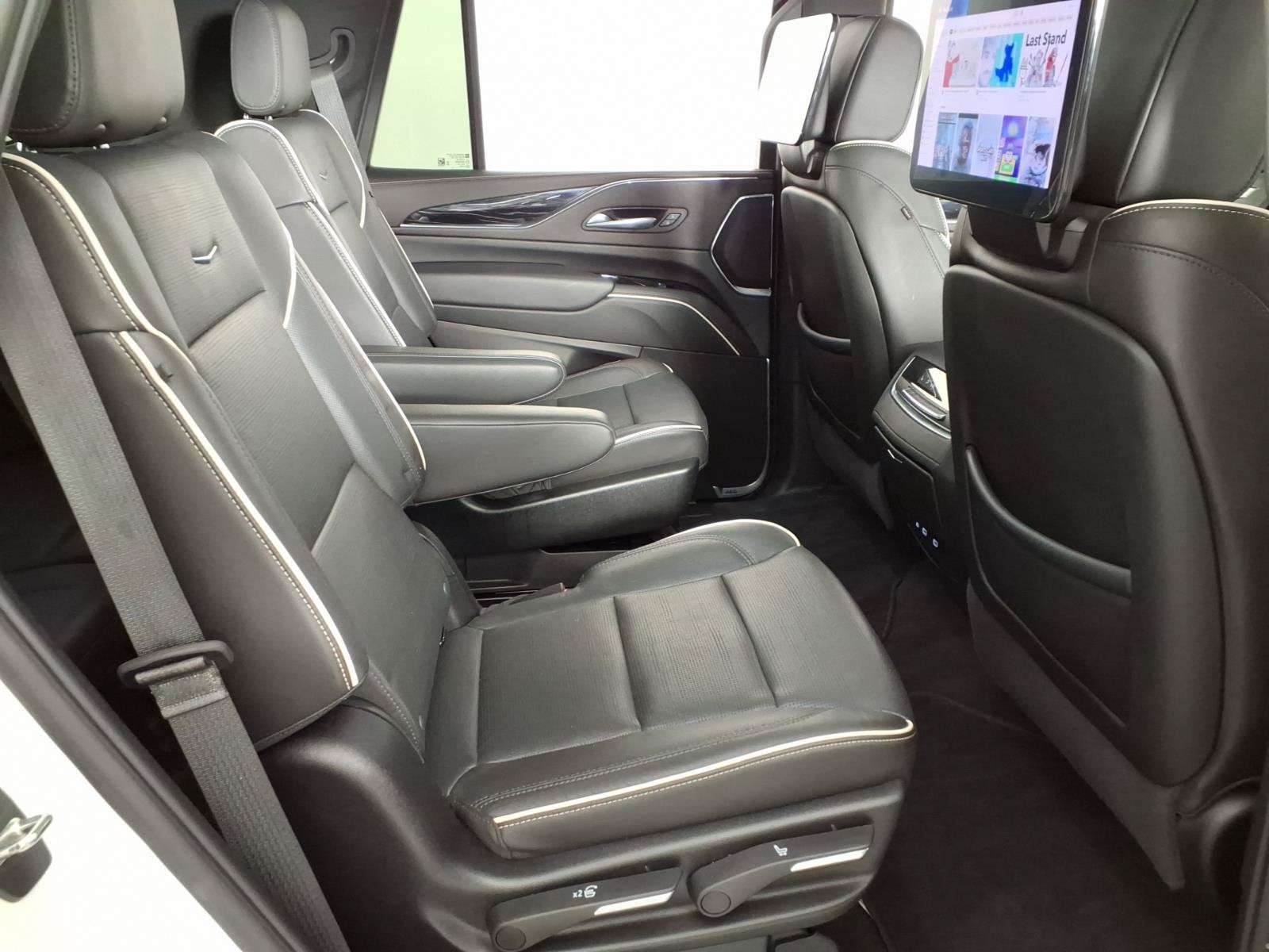 2024 Cadillac Escalade Sport