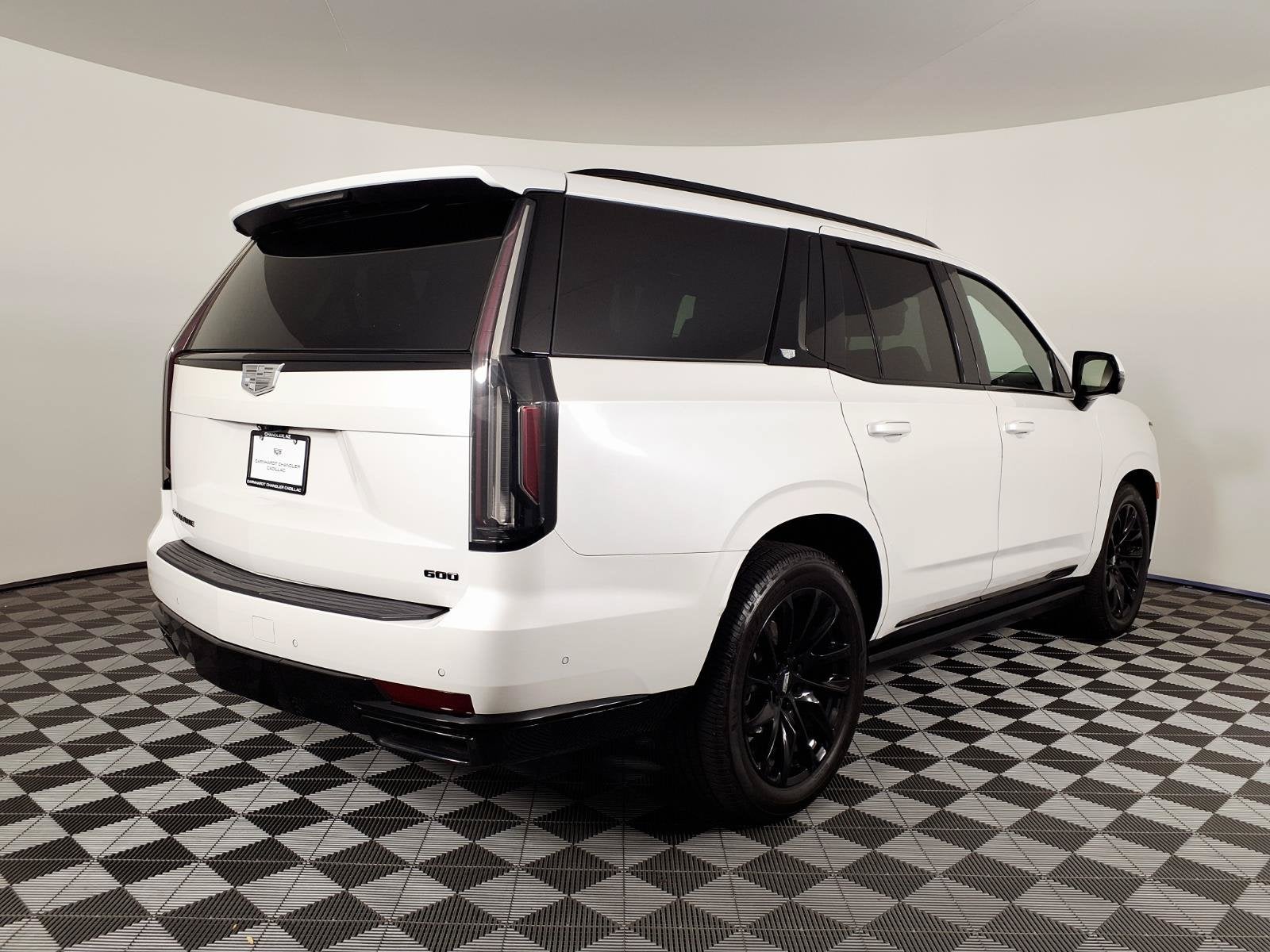 2022 Cadillac Escalade Sport