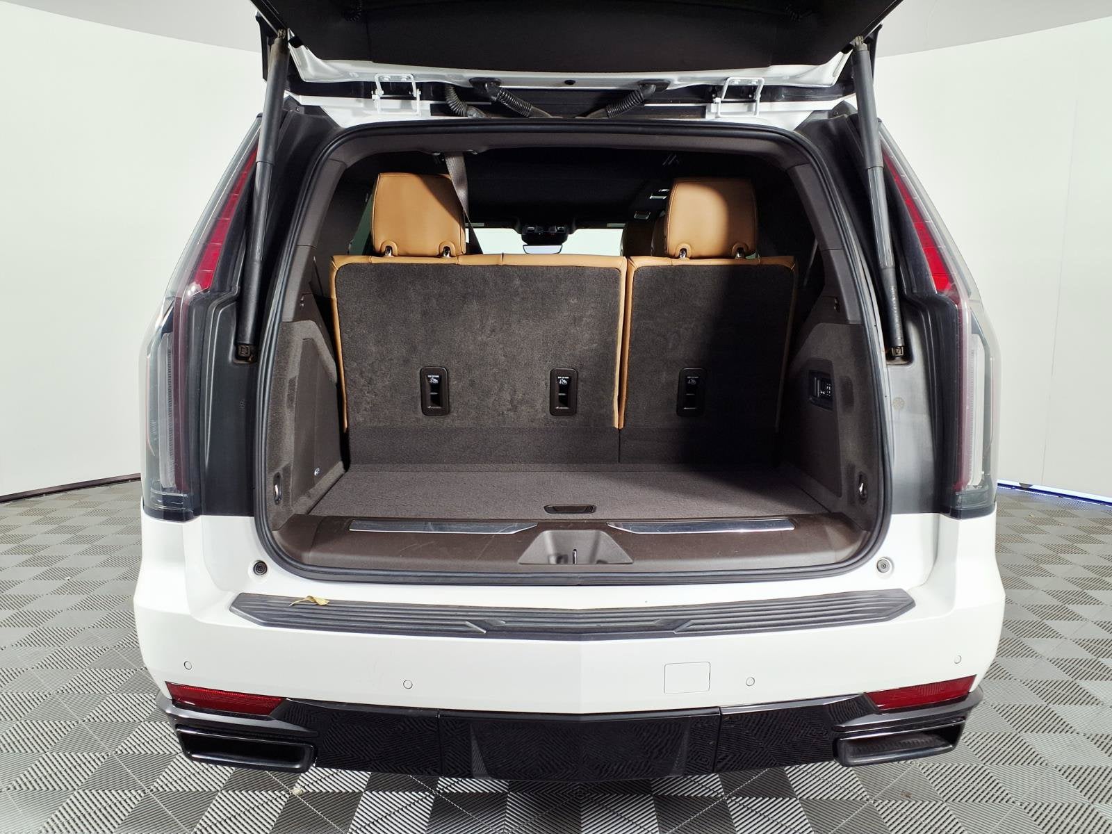 2022 Cadillac Escalade Sport