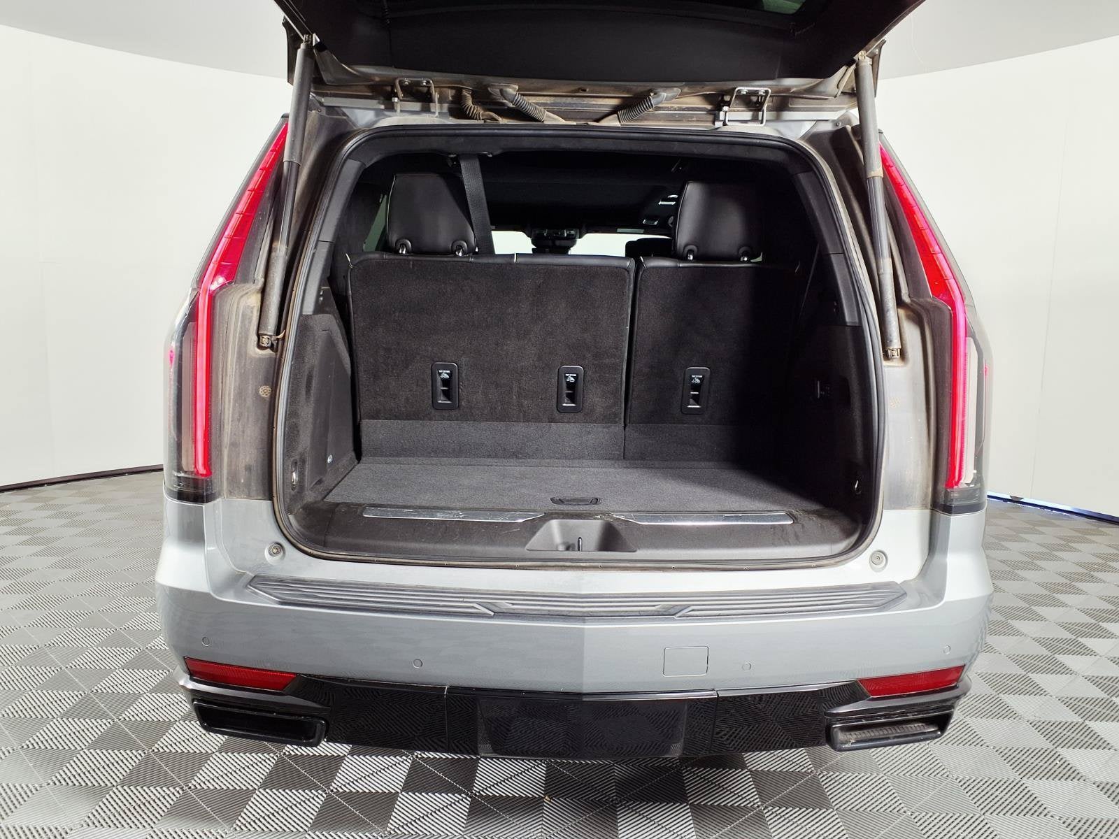 2023 Cadillac Escalade 4WD Sport Platinum