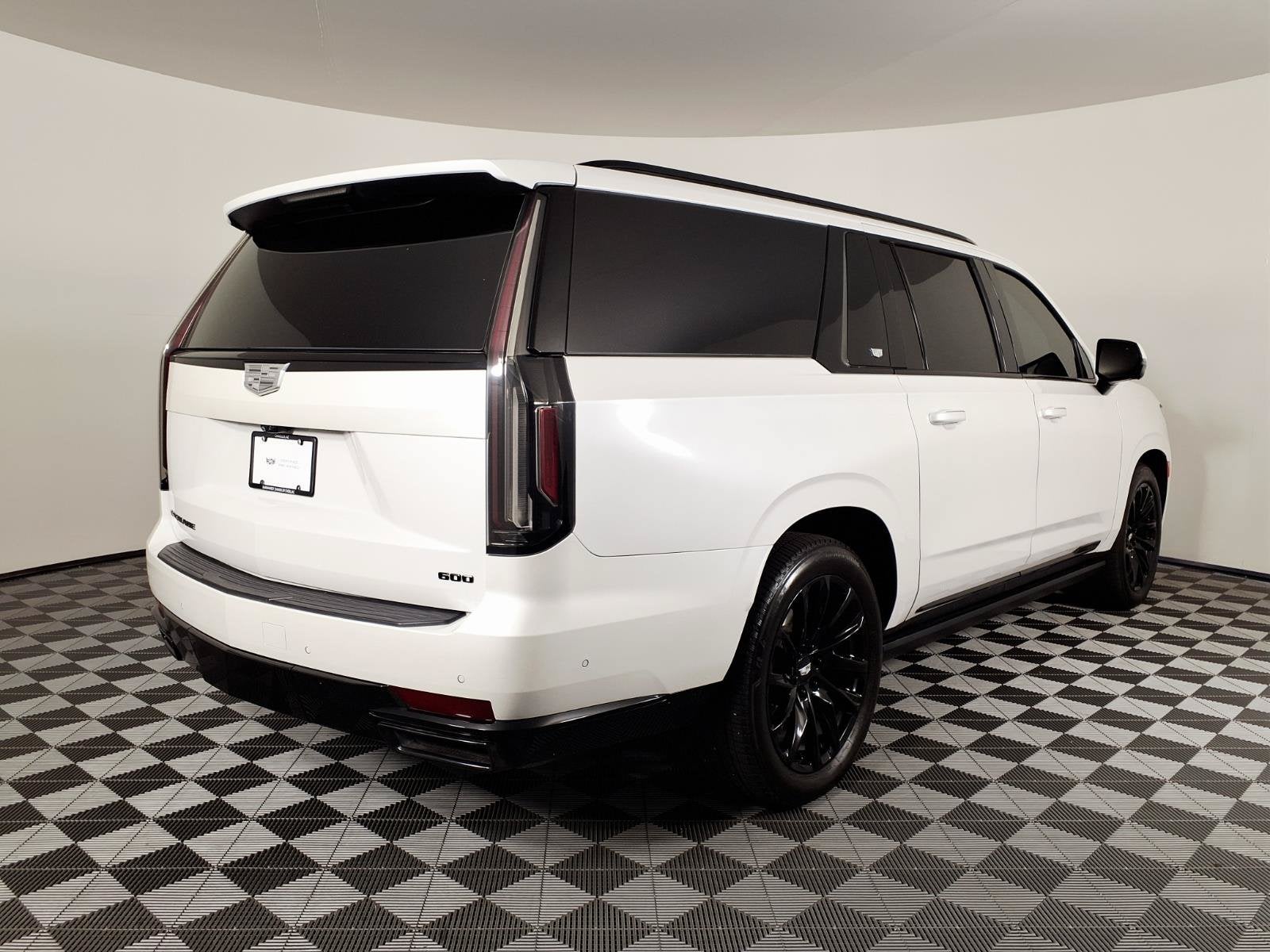 2023 Cadillac Escalade ESV 4WD Sport Platinum