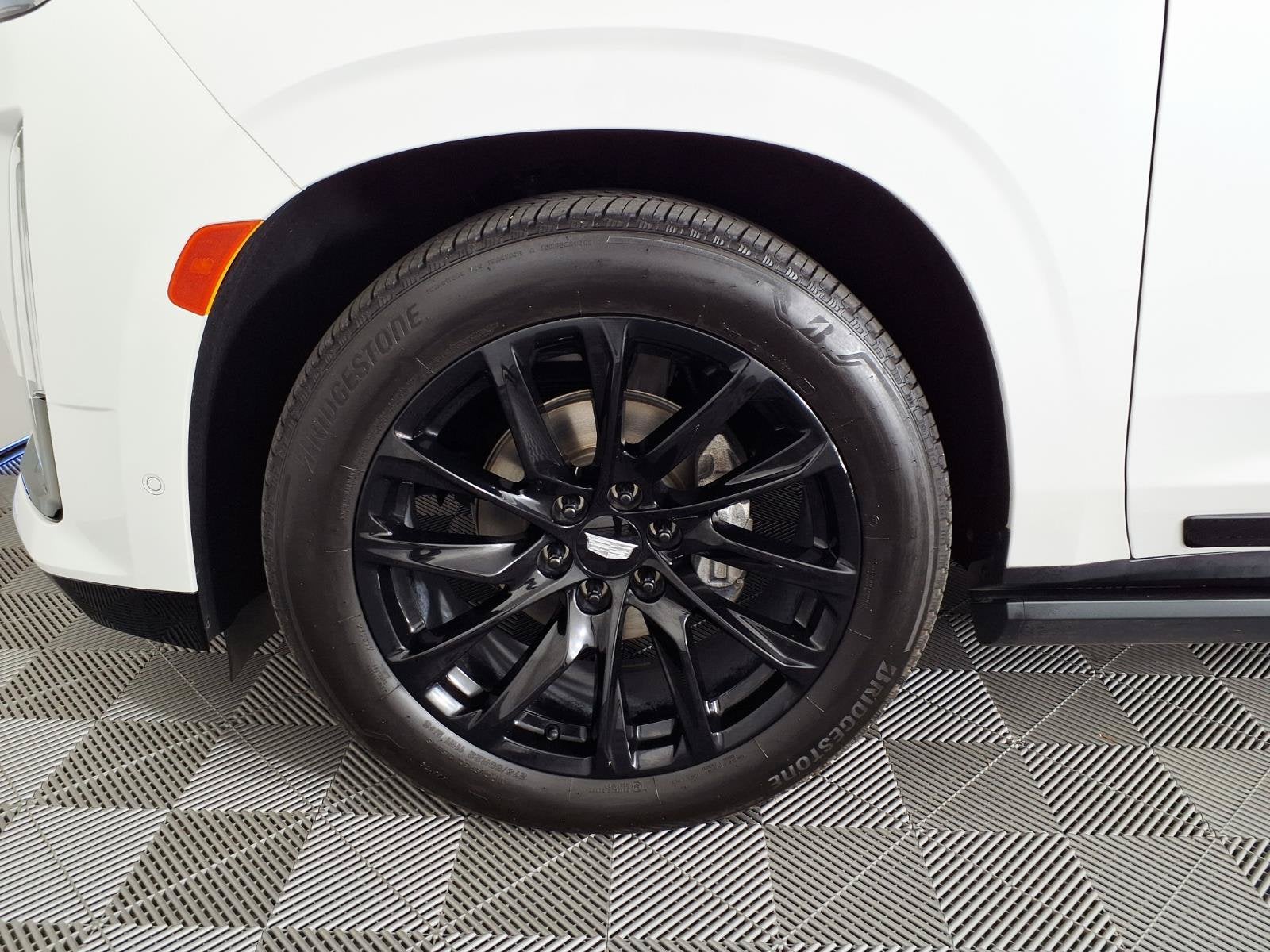 2023 Cadillac Escalade ESV 4WD Sport Platinum