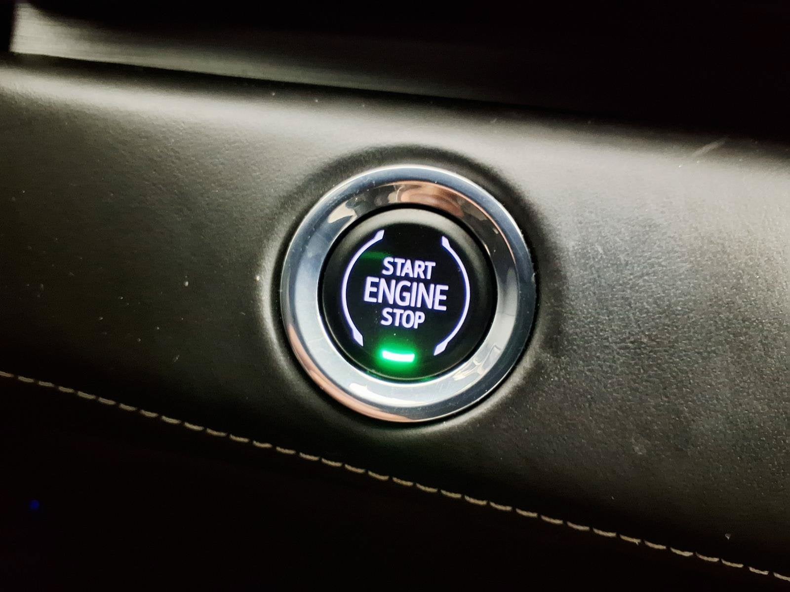 2023 Cadillac Escalade ESV 4WD Sport Platinum