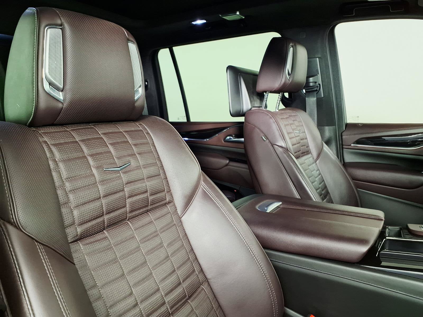 2024 Cadillac Escalade ESV Sport Platinum