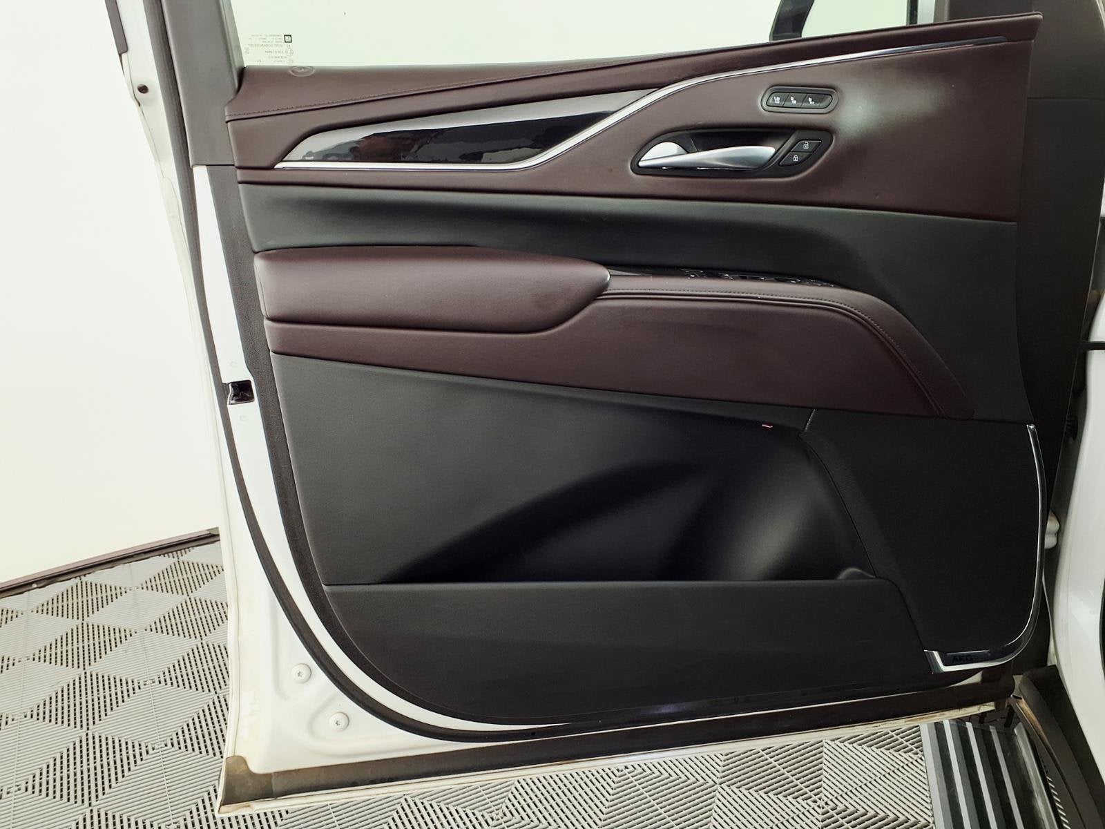 2024 Cadillac Escalade ESV Sport Platinum