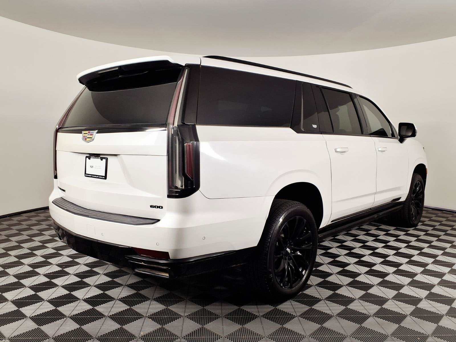 2024 Cadillac Escalade ESV Sport Platinum