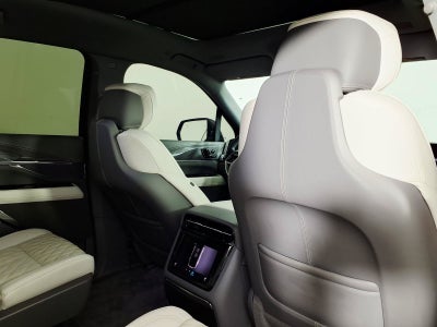 2025 Cadillac ESCALADE IQ Luxury 1