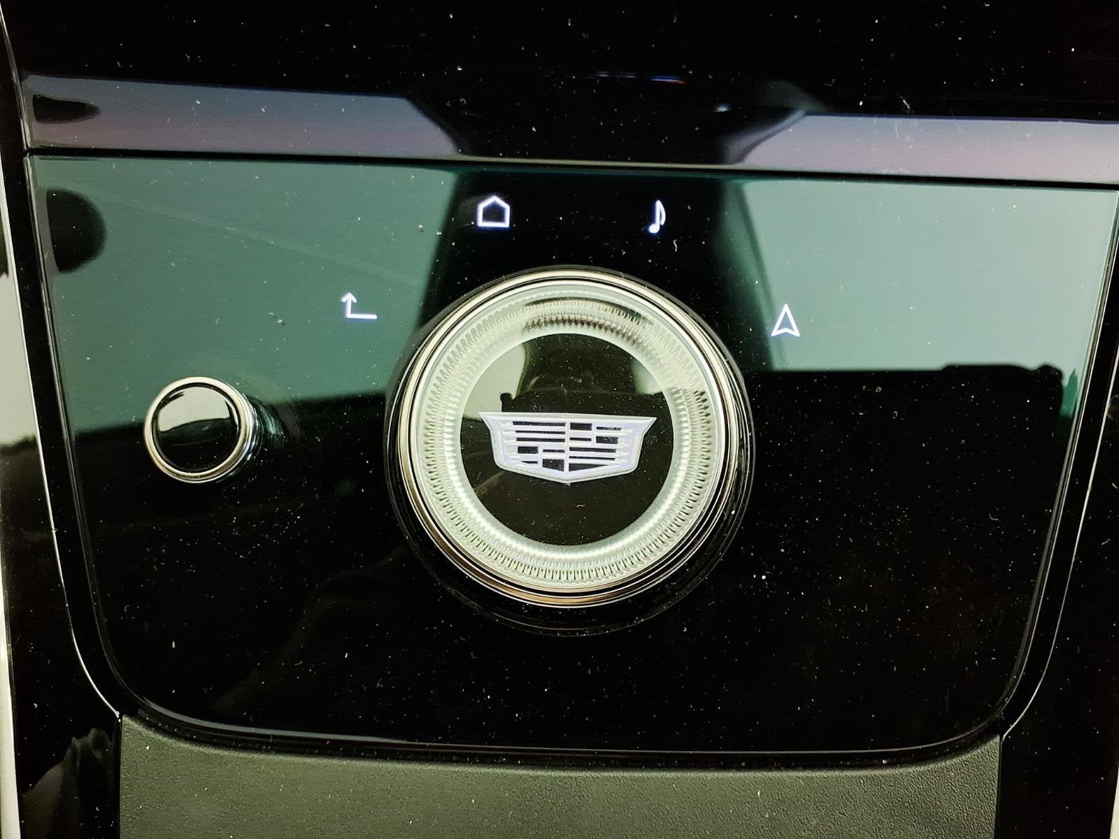 2025 Cadillac ESCALADE IQ Luxury 1