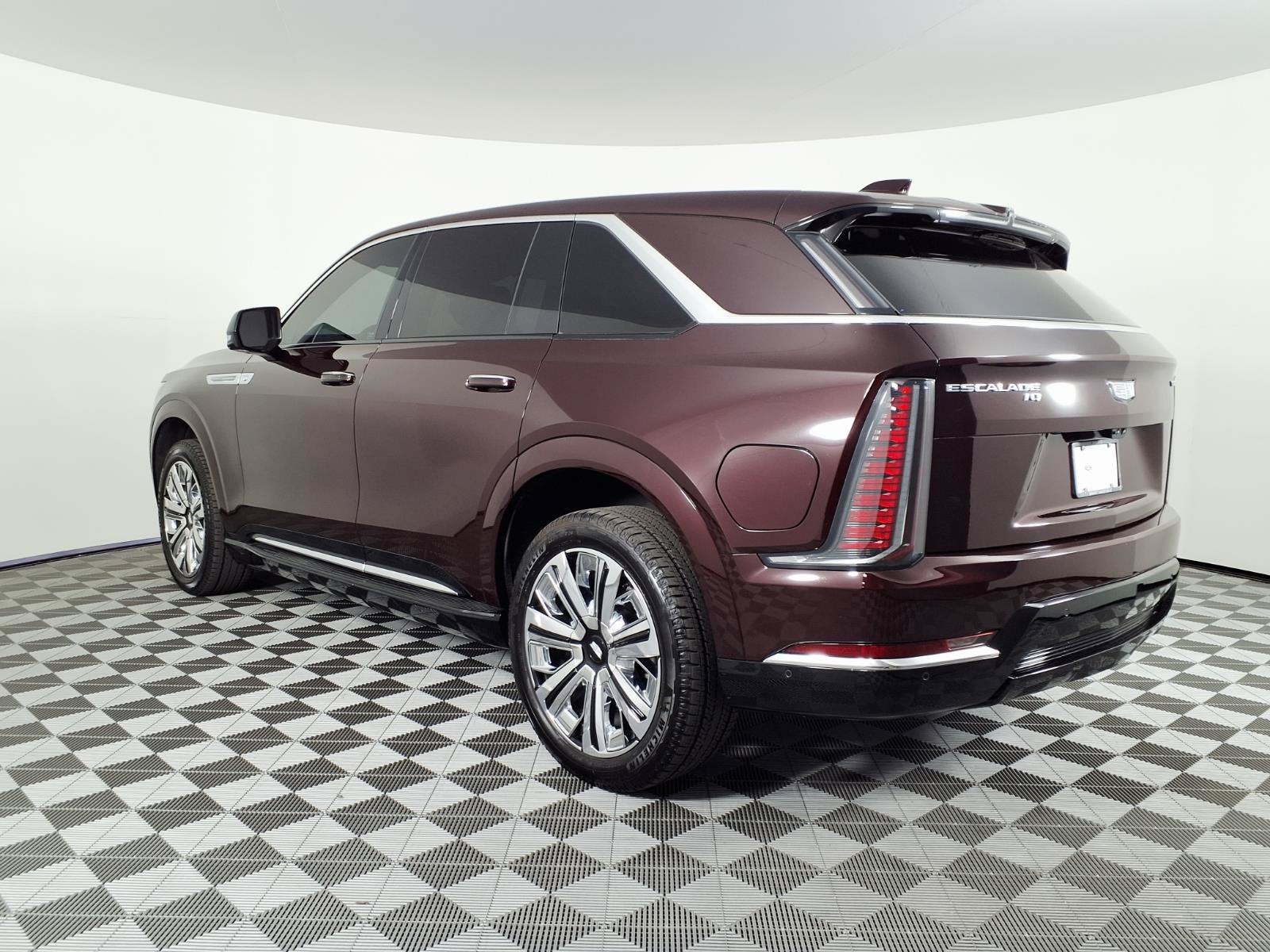 2025 Cadillac ESCALADE IQ Luxury 1