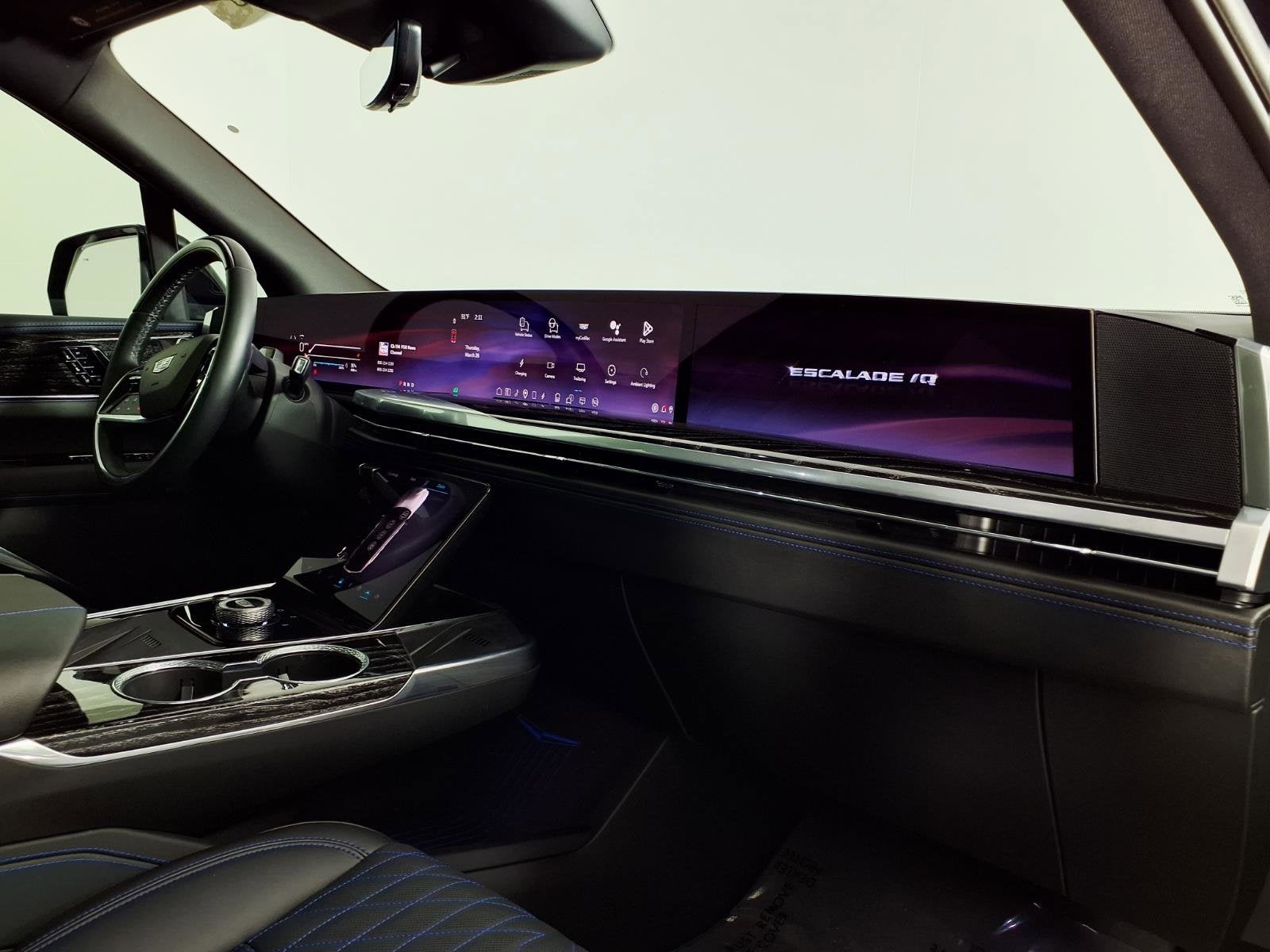 2026 Cadillac ESCALADE IQ Luxury