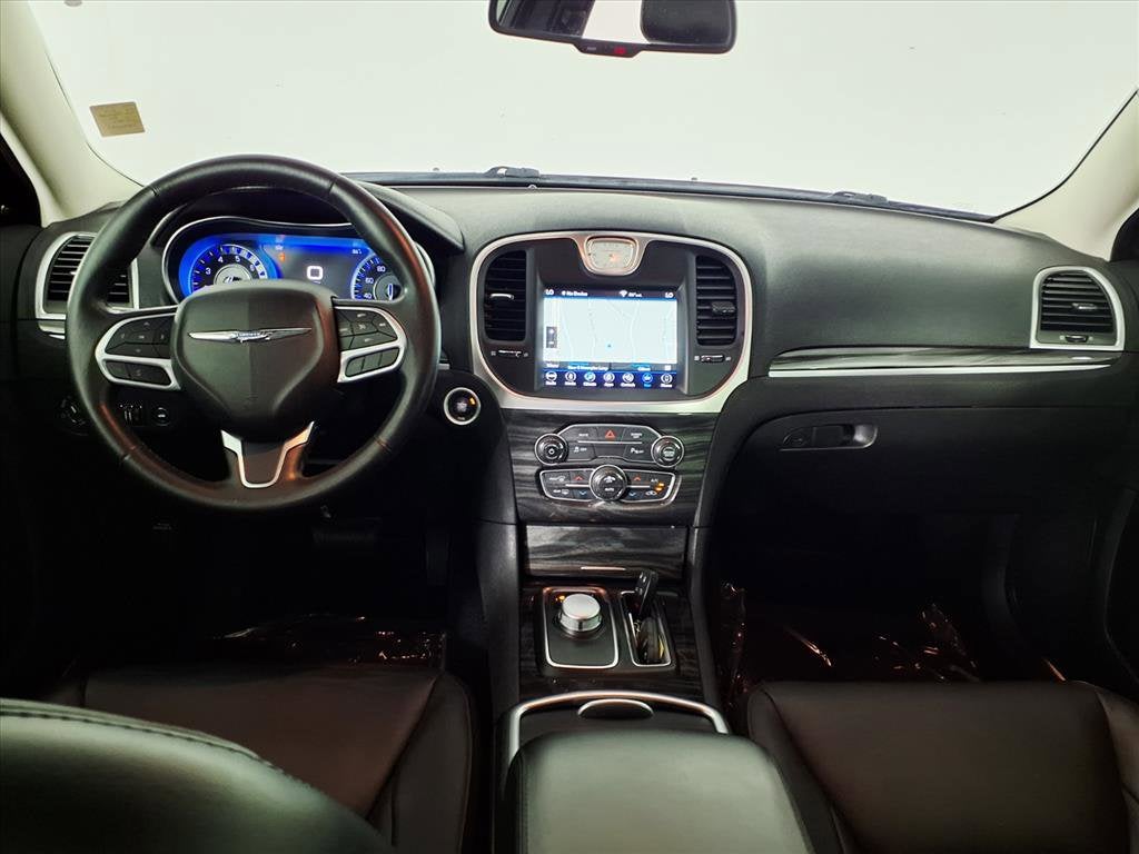 2019 Chrysler 300 Touring L