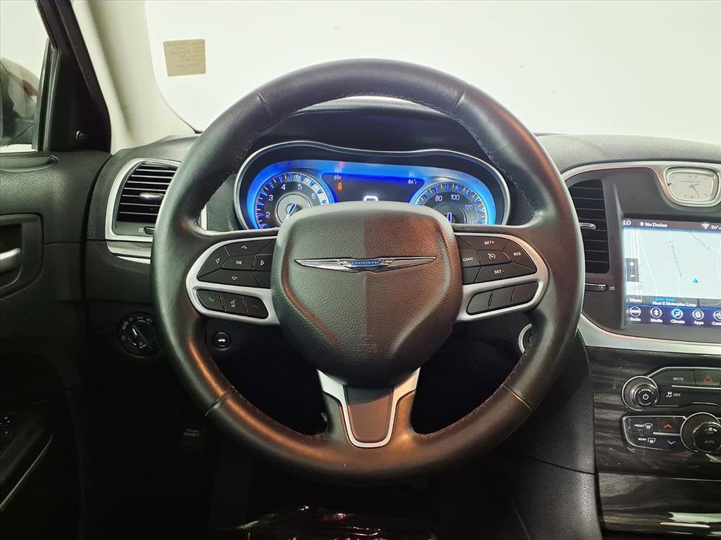 2019 Chrysler 300 Touring L