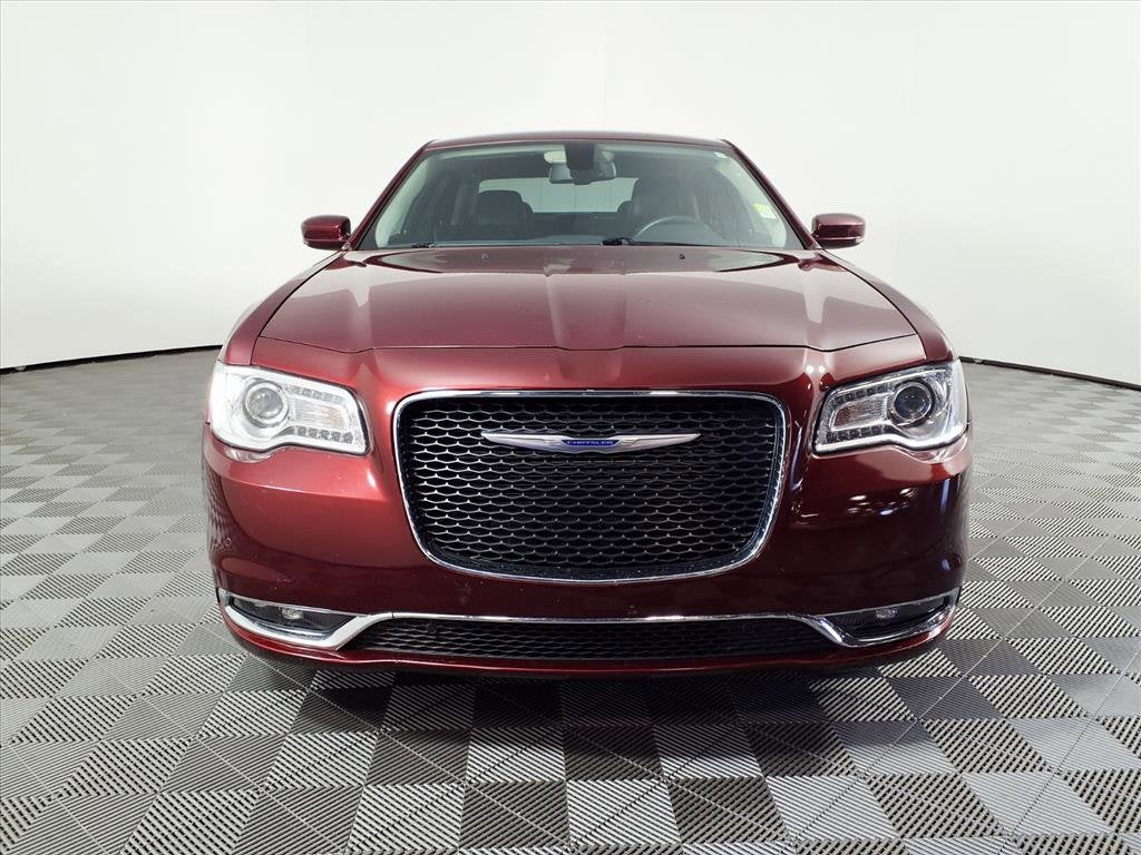 2019 Chrysler 300 Touring L