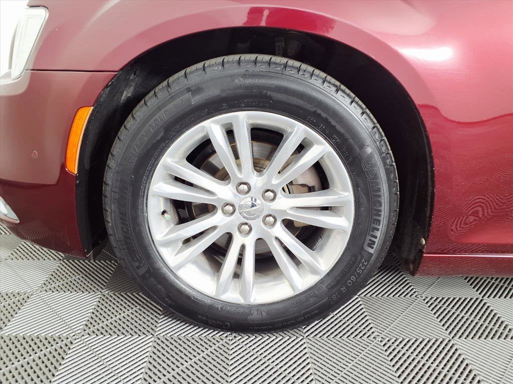 2019 Chrysler 300 Touring L