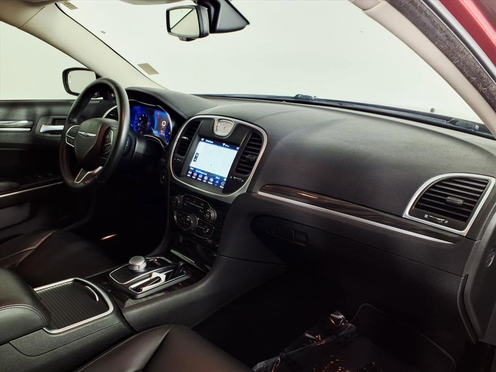 2019 Chrysler 300 Touring L