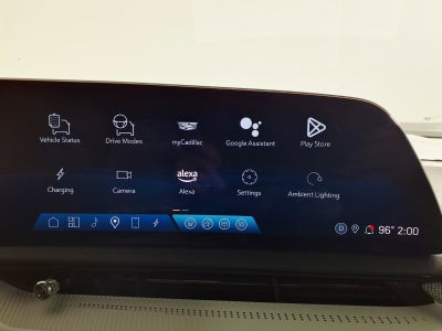 2025 Cadillac OPTIQ Luxury 2