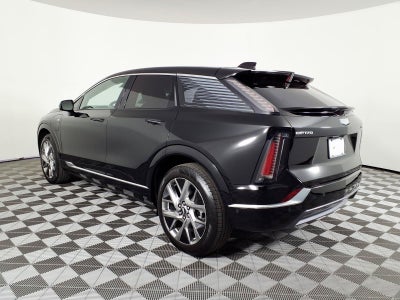 2025 Cadillac OPTIQ Luxury 2