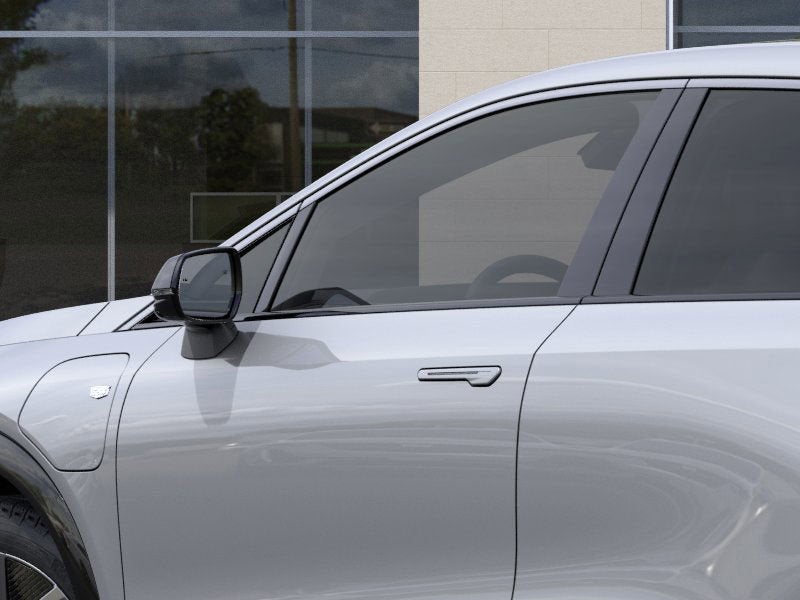 2025 Cadillac OPTIQ Luxury 2