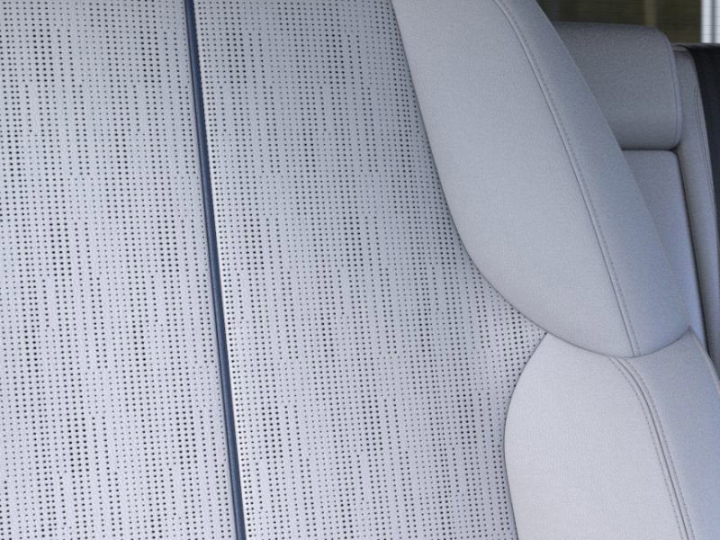 2025 Cadillac OPTIQ Luxury 2