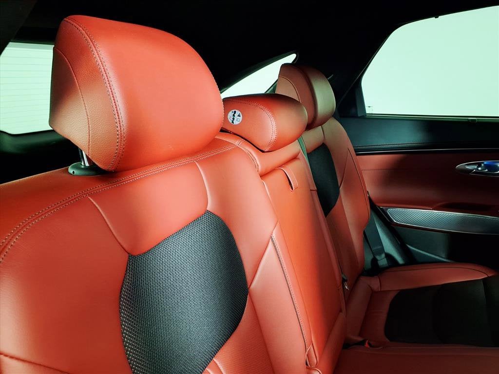 2024 Genesis GV70 2.5T