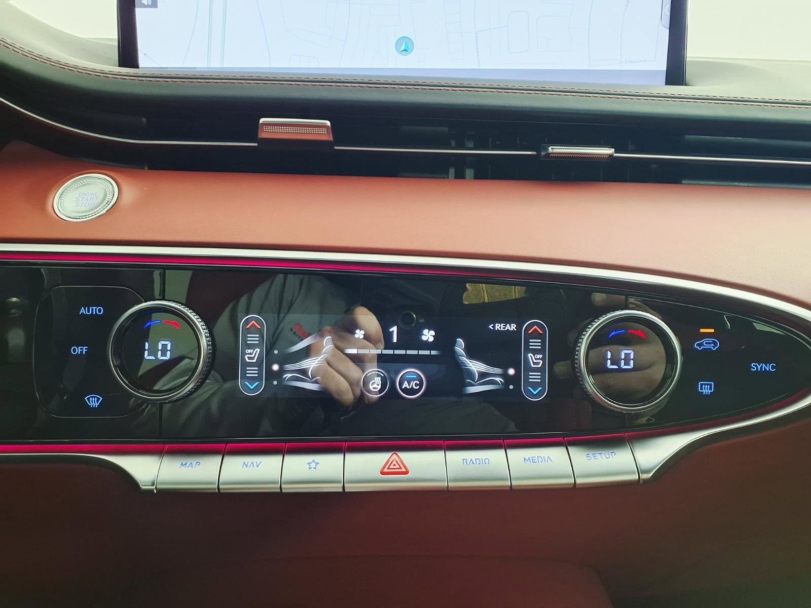 2024 Genesis GV70 2.5T