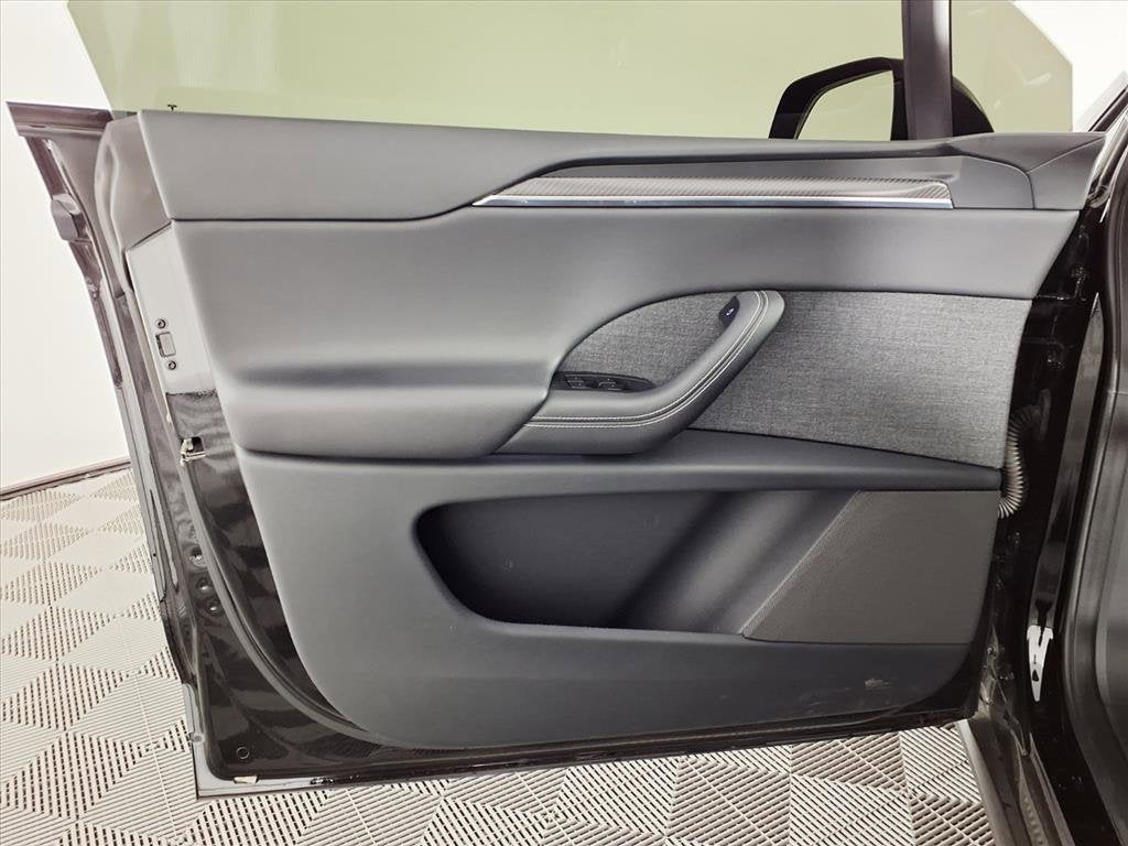 2024 Tesla Model X Plaid