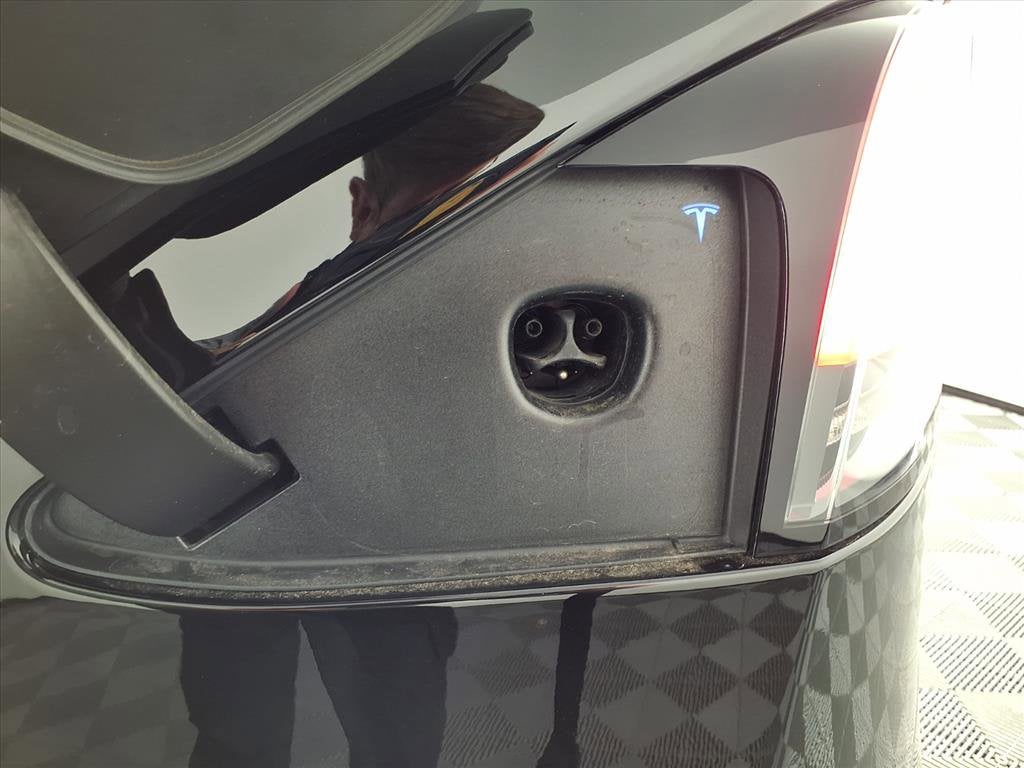 2024 Tesla Model X Plaid