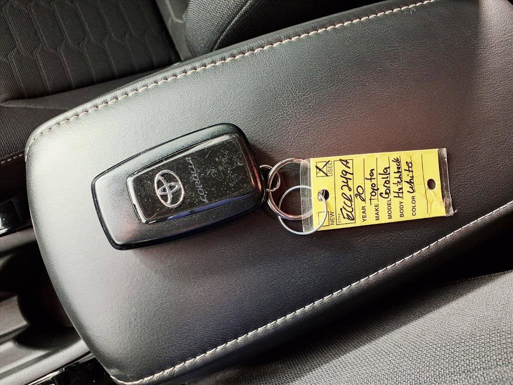 2020 Toyota Corolla Hatchback SE