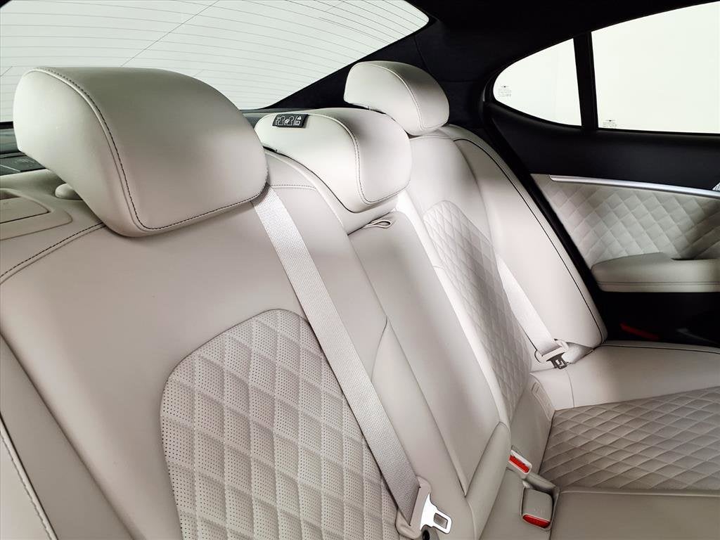 2022 Genesis G70 3.3T