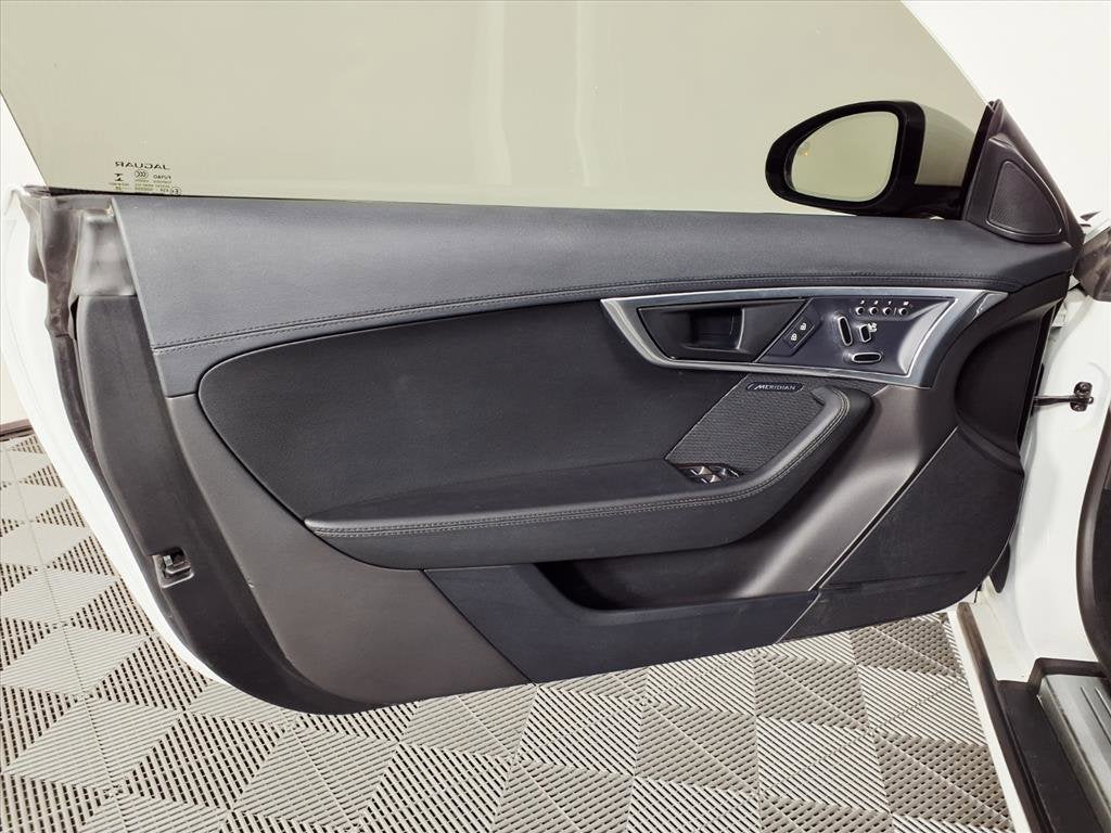 2021 Jaguar F-TYPE P300