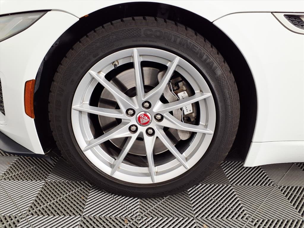 2021 Jaguar F-TYPE P300