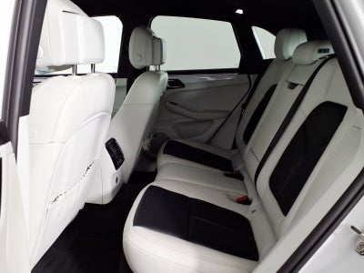 2023 Porsche Macan T