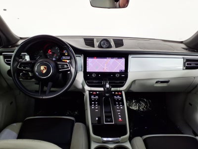 2023 Porsche Macan T