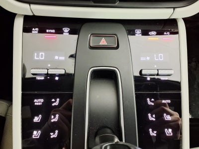 2023 Porsche Macan T