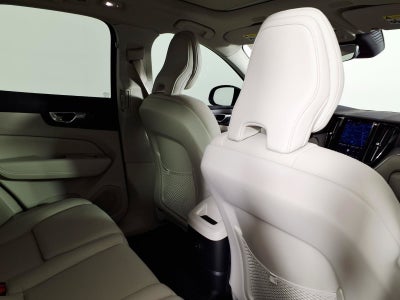 2023 Volvo XC60 Recharge Plug-In Hyb Plus Dark Theme