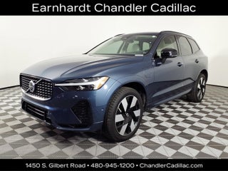 2023 Volvo XC60 Recharge Plug-In Hyb Plus Dark Theme